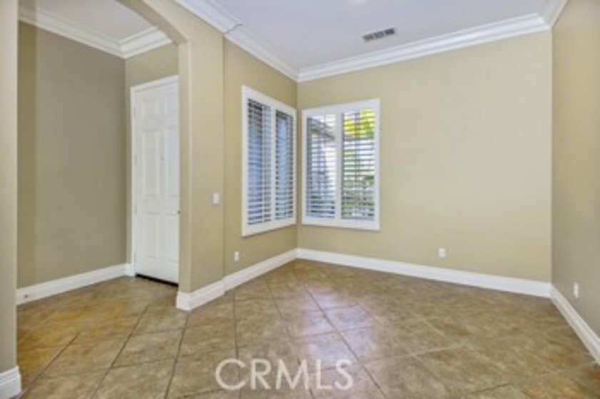 26697 Kingwood Road Photo